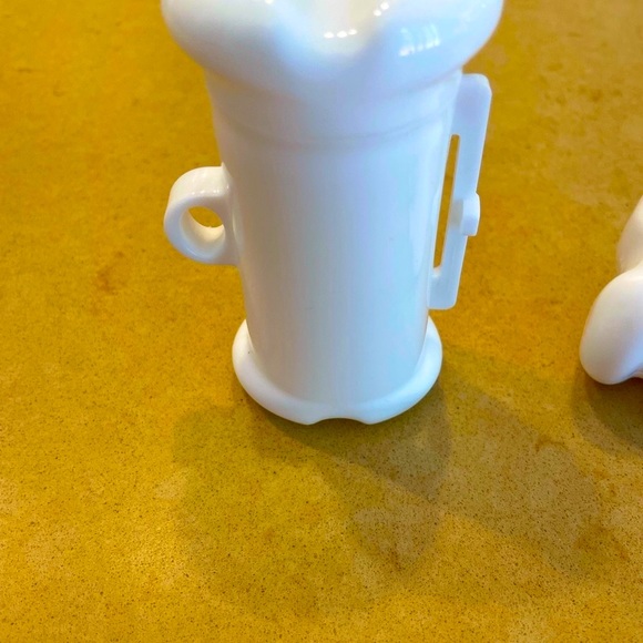 EZ Pet Dog Poop Waste Bag Dispenser Set of 2 - Picture 2 of 3